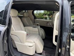 Toyota Sienna 2.5L Hybrid Premium Luxury Edition - ფოტო 9