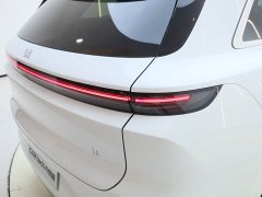 Li Auto L6 Max Smart Refresh Edition - ფოტო 17