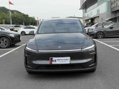Tesla Model Y Long Range All-Wheel Drive Launch Edition - ფოტო 2