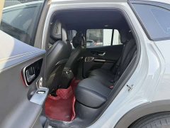 Mercedes-Benz EQE SUV 500 4MATIC - ფოტო 9