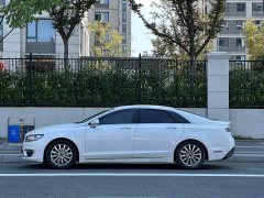 Lincoln MKZ 2020 2.0T Luxury Edition - ფოტო 3