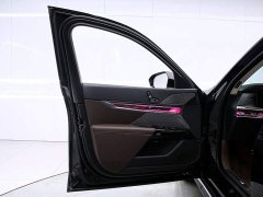 BMW 7 Series 2023 735Li M Sport Package - ფოტო 11