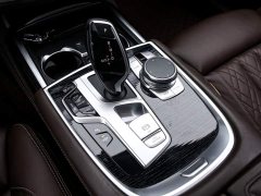 BMW 7 Series 740Li Premier M Sport Package - ფოტო 10
