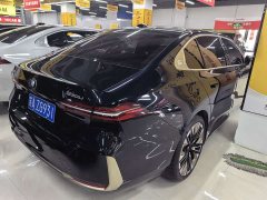 BMW 5 Series 530Li Luxury Edition Premium Package - ფოტო 13