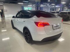 Tesla Model Y 2022 Facelift Rear-Wheel Drive - ფოტო 3