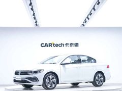 Volkswagen Bora 200TSI DSG Comfort Pro - ფოტო 1