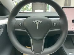 Tesla Model Y Rear-Wheel Drive - ფოტო 12