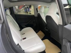 Tesla Model Y Rear-Wheel Drive - ფოტო 14