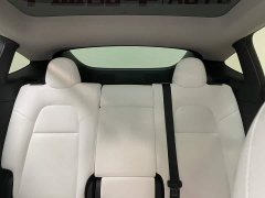 Tesla Model Y Rear-Wheel Drive - ფოტო 9