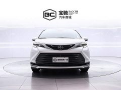 Toyota Sienna 2024 2.5L Hybrid AWD Premium - ფოტო 2