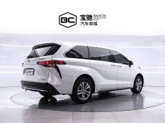 Toyota Sienna 2024 2.5L Hybrid AWD Premium - ფოტო 3