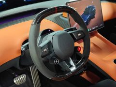 Xiaomi YU7 Four-Wheel Drive Max Edition - ფოტო 9
