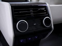 Land Rover Range Rover 2025 3.0L V6 400PS Extended Wheelbase Prestige Edition - ფოტო 17