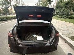 BMW 5 Series 525Li M Sport Package - ფოტო 11