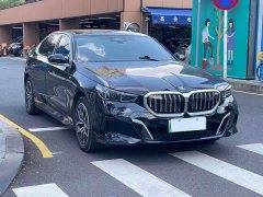 BMW i5 eDrive 35L M Sport Package - ფოტო 3