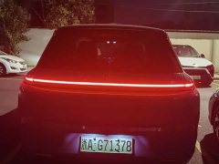 Li Auto L8 Max - ფოტო 7