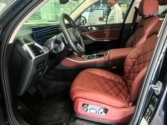 BMW X5 xDrive 30Li M Sport Luxury Night Edition Package - ფოტო 4