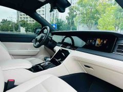 Li Auto ONE Extended Range 6-Seater - ფოტო 7