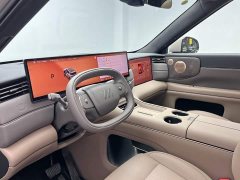 IM Motors Zhiji LS8 66 Ultra Tech Flagship 5-Seater - ფოტო 14