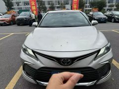 Toyota Camry 2.0G Luxury Edition - ფოტო 2