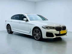 BMW 5 Series Facelift 530Li Executive M Sport Package - ფოტო 3