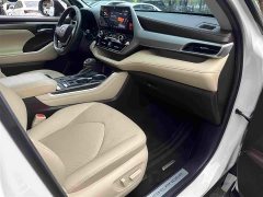 Toyota Highlander Hybrid 2.5L AWD Premium 7-Seater - ფოტო 18
