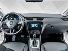 Skoda Octavia 2021 1.5L Automatic Comfort - ფოტო 12
