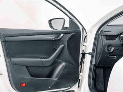 Skoda Octavia 2021 1.5L Automatic Comfort - ფოტო 17