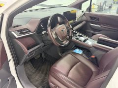 Toyota Sienna 2024 2.5L Hybrid Comfort Edition - ფოტო 4