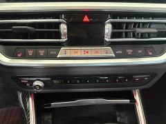 BMW 3 Series 320i M Sport Package - ფოტო 20