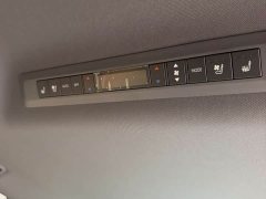 Toyota Sienna 2.5L Hybrid AWD Premium - ფოტო 6