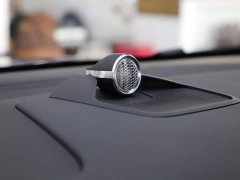 Volvo EM90 2025 Ultra Six-Seater - ფოტო 18