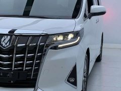 Toyota Alphard 2021 Hybrid 2.5L Premium Edition - ფოტო 3