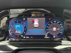 Volkswagen Golf 2023 Facelift 280TSI DSG R-Line - ფოტო 18