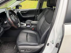 Toyota RAV4 2021 2.0L CVT FWD Fashion Plus Edition - ფოტო 8