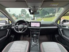 Volkswagen Tiguan L Plug-in Hybrid 430PHEV Plug-in Hybrid Premier Edition - ფოტო 13