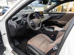Lexus ES 2022 300h Premium Edition - ფოტო 9