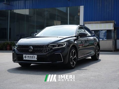 2023 Volkswagen Passat 330TSI Luxury - ავტომობილი ჩინეთიდან