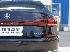 Volkswagen Passat 330TSI Luxury - ფოტო 16
