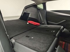 Tesla Model Y Standard Range RWD - ფოტო 17