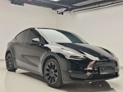 Tesla Model Y Standard Range RWD - ფოტო 3