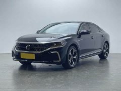 Volkswagen Passat 2024 330TSI Elite - ფოტო 1
