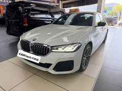 BMW 5 Series 530Li Premier M Sport Package - ფოტო 1