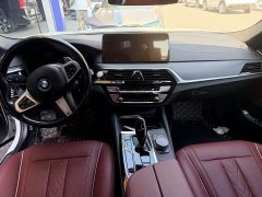 BMW 5 Series 530Li Premier M Sport Package - ფოტო 2