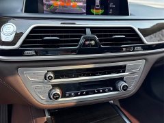 BMW 7 Series 730Li Luxury Package - ფოტო 18