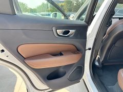 Volvo XC60 2025 B5 AWD Smart Luxury Edition - ფოტო 12