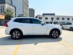 Volvo XC60 2025 B5 AWD Smart Luxury Edition - ფოტო 4