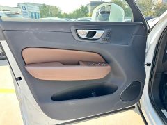 Volvo XC60 2025 B5 AWD Smart Luxury Edition - ფოტო 9