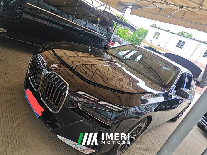 BMW 7 Series 2023 735Li M Sports Package