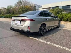 BMW 5 Series 530Li Luxury M Sport Package - ფოტო 4